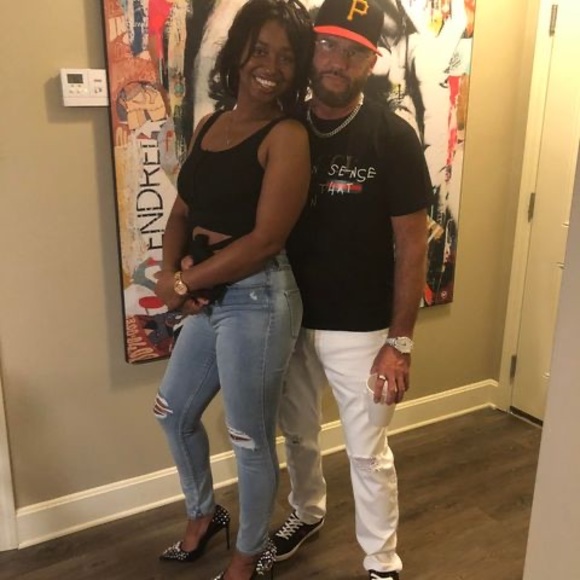 Meet your Posher, Nish - Picture 1 of 1